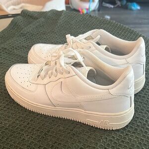 Nike Air Force ones- Kids White Low-Top Swoosh Sneakers